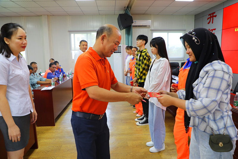 “金秋助學，圓夢明佳！”明佳集團黨支部及工會組織開展愛心助學活動！